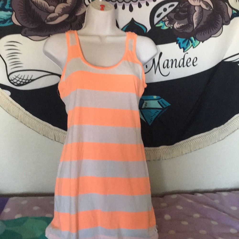 VICTORIA SECRET TOP!**